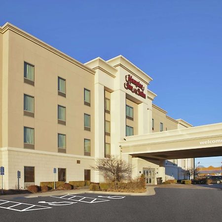 Hampton Inn & Suites Wichita-Northeast Eksteriør billede