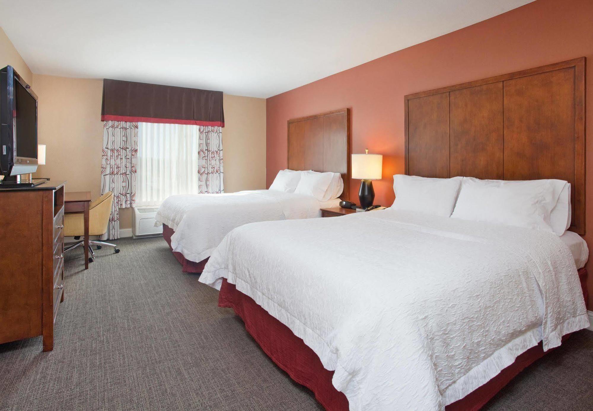 Hampton Inn & Suites Wichita-Northeast Eksteriør billede