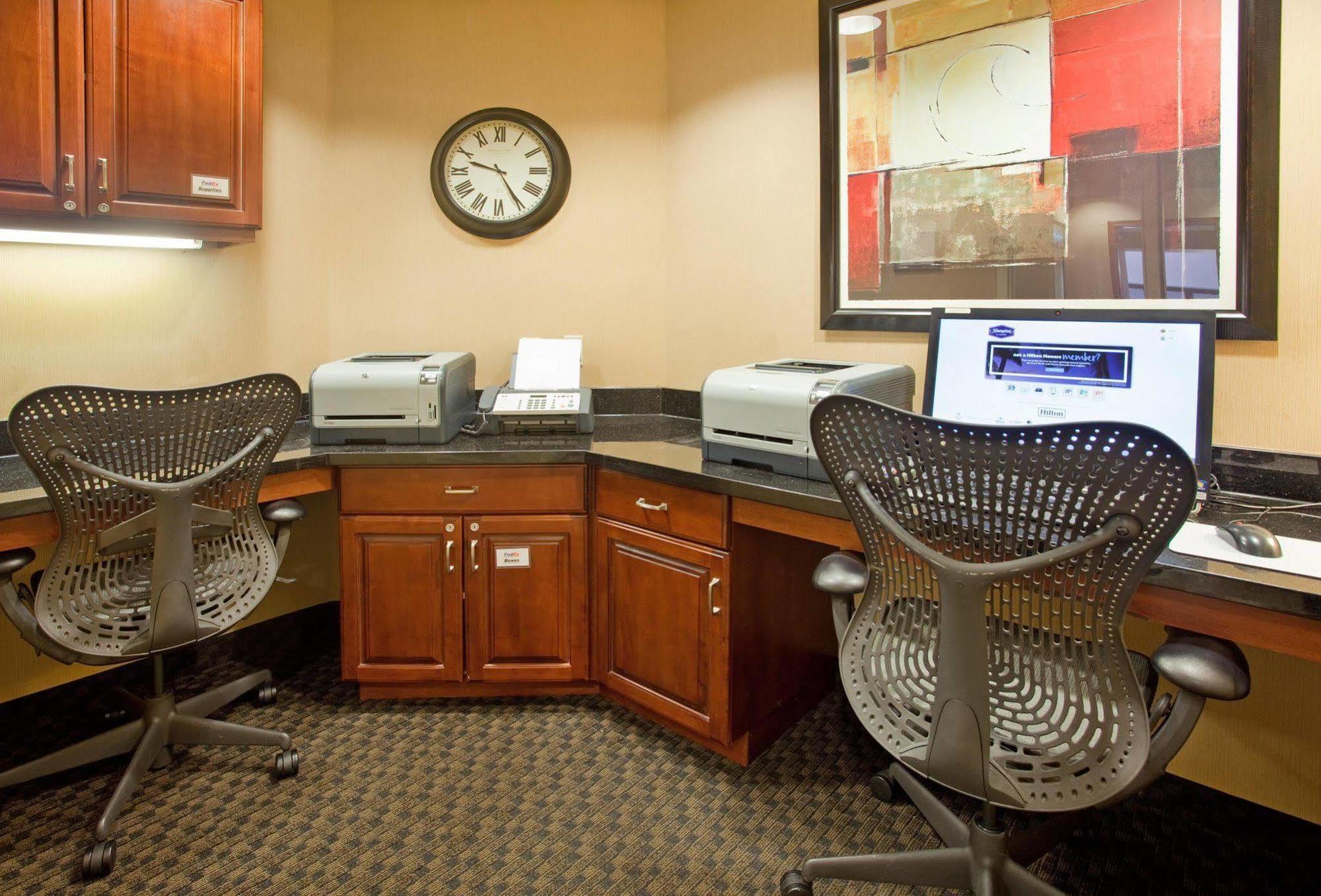 Hampton Inn & Suites Wichita-Northeast Eksteriør billede